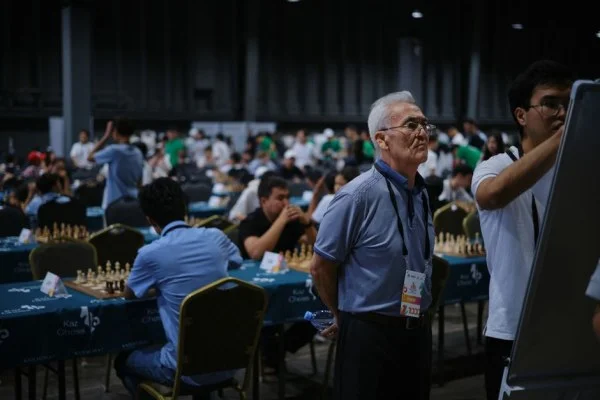 丁浩首夺烂柯杯世界围棋冠军新领军人姿态引领中国围棋全面崛起